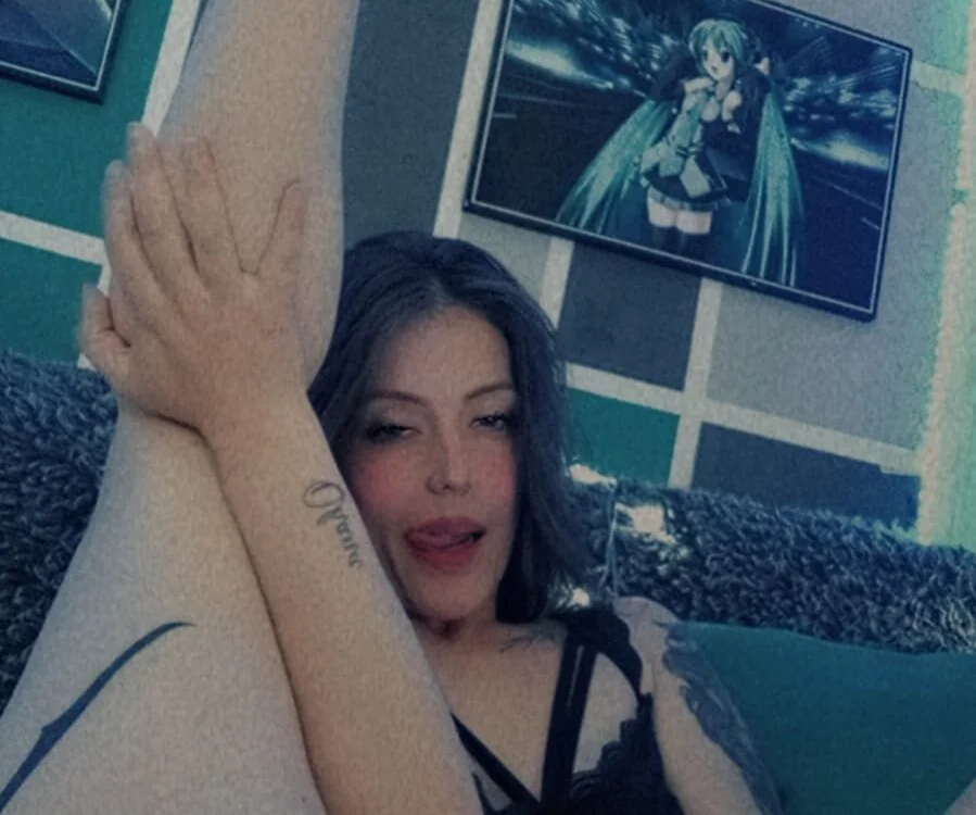 Lyra_Wilden's Offline XXX Chat