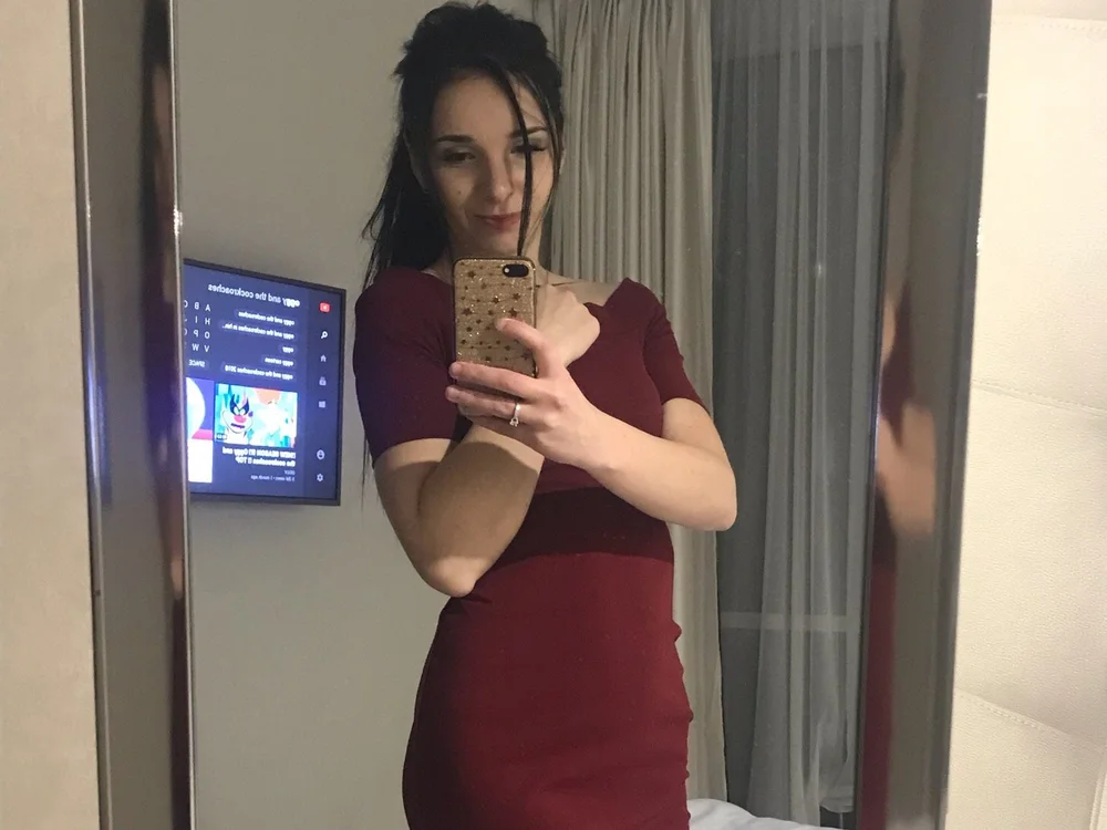 SharonAcacia's Offline XXX Chat