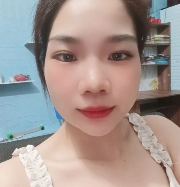 ThiThuy22's most recent online preview