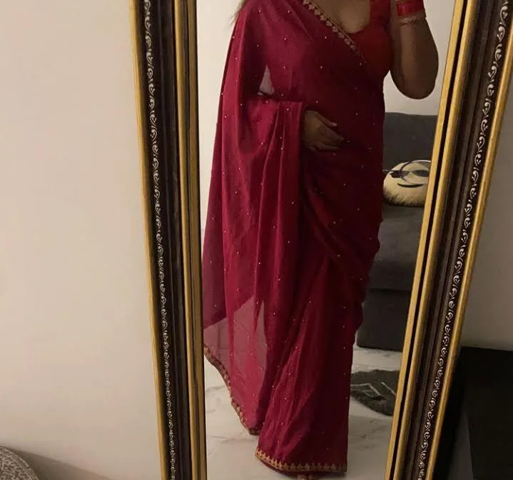 NEERU-STRIP: офлайн-секс-чат