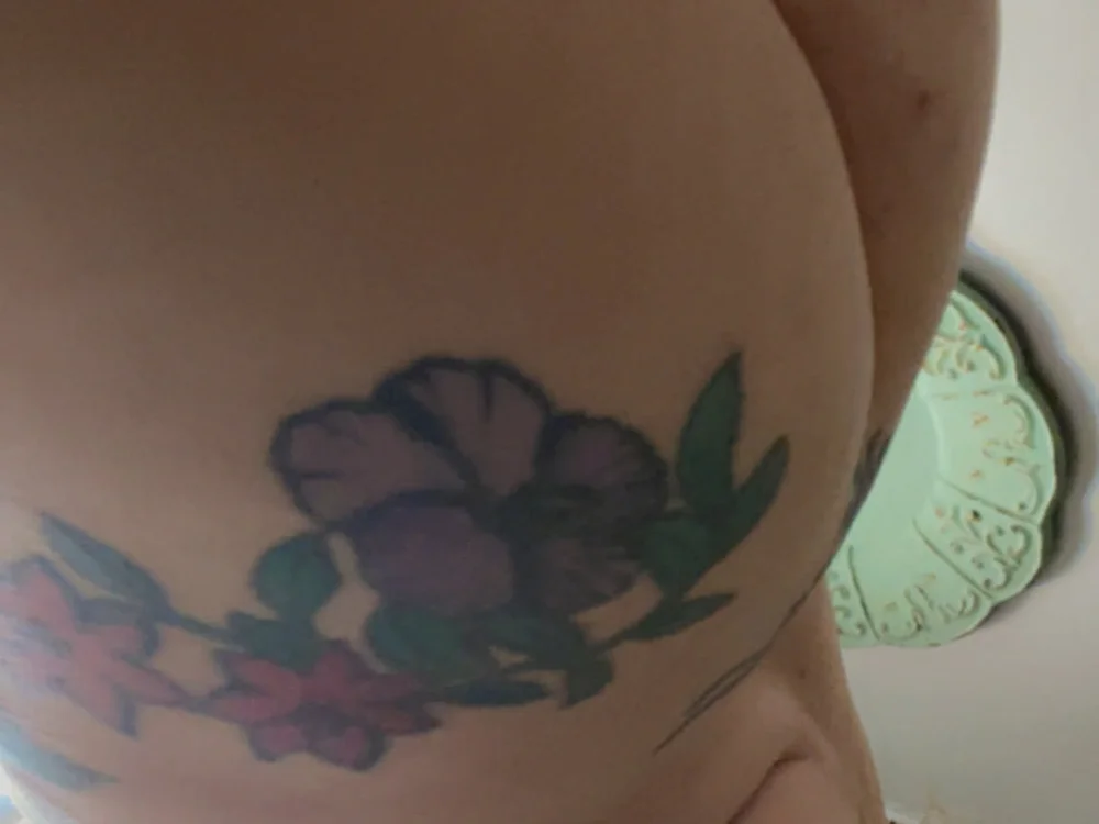 Hushpuppyhush Offline XXX-Chat