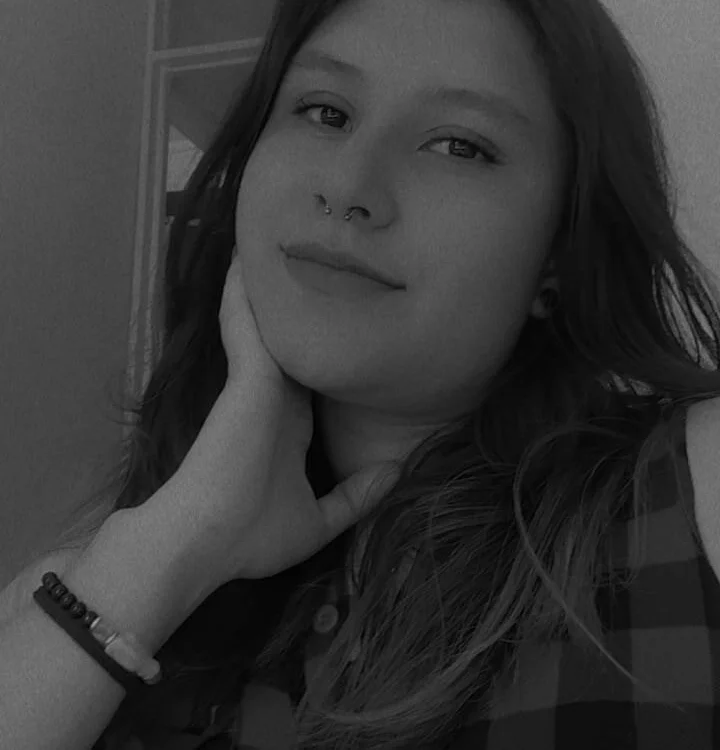 Emily_Colie's Offline XXX Chat