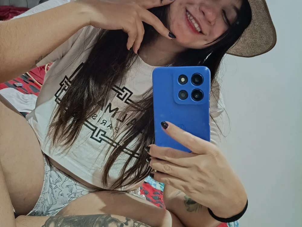 violeta1109's Offline XXX Chat