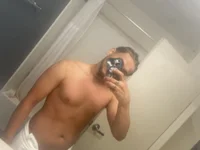 prettyboy13p's webcam live show