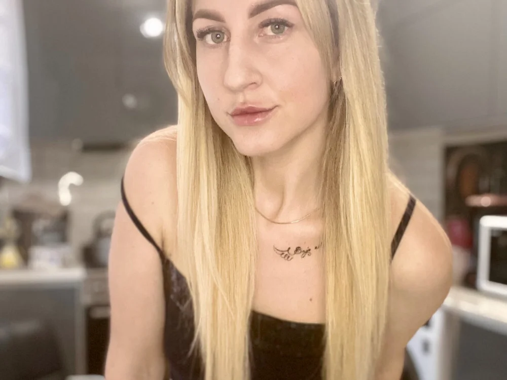 Ann_Lizzy's Offline XXX Chat