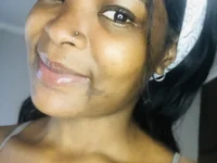 NunuBerry16 élő XXX-chatje