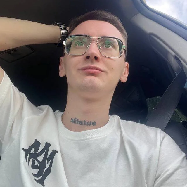 2tendernes cam model