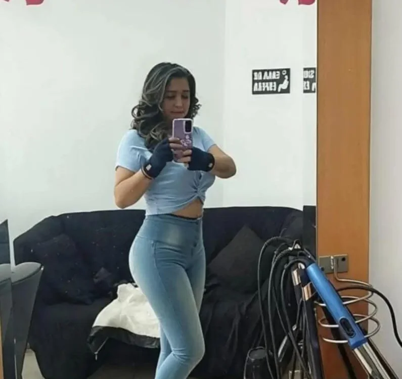 miss_chantall's Offline Chat Room