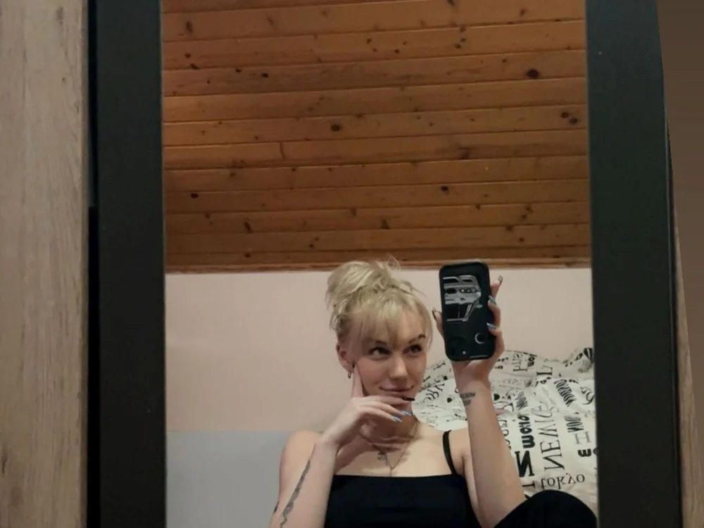 bell__kim's Offline Chat Room