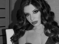 Astunner Chat XXX in diretta