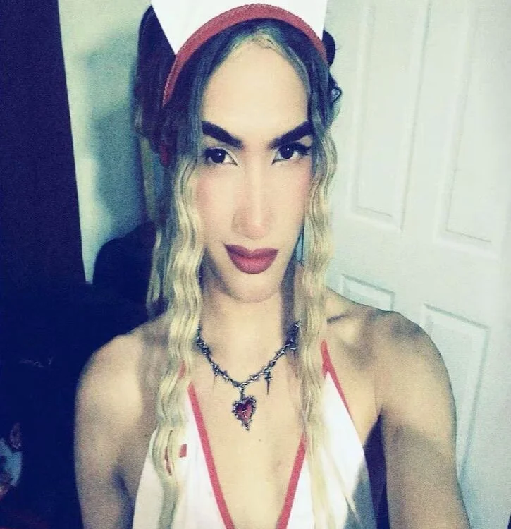 Khloe_trs's most recent online preview