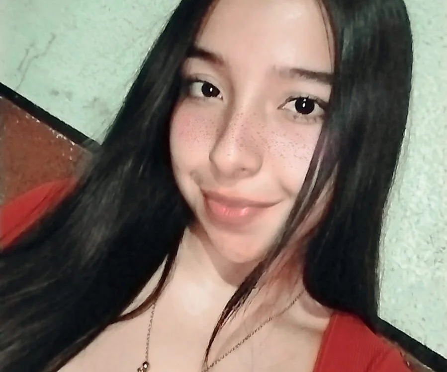 aria_foxxx_'s Offline XXX Chat