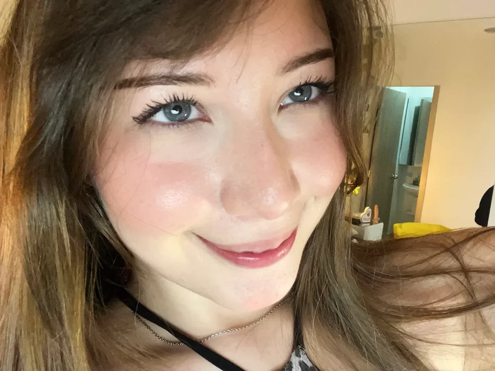 Dahlia_Rousse's Live XXX Chat