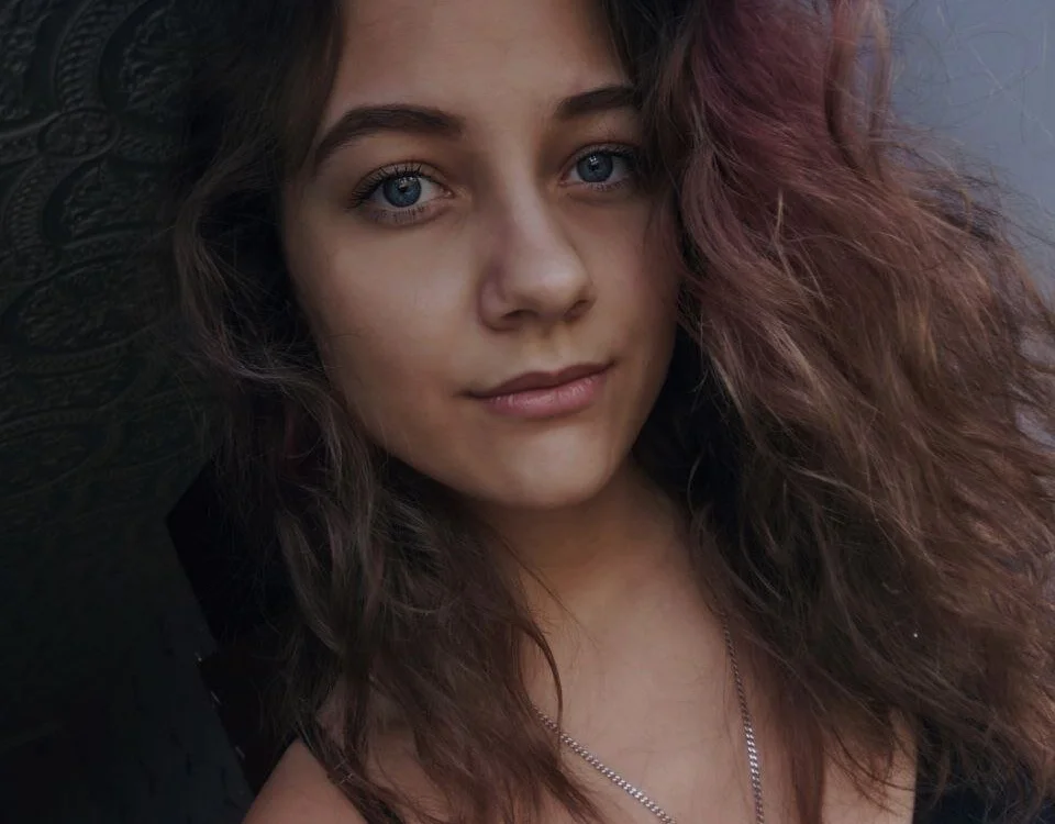 DaisyGrenn offline chatrum