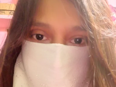Somiya_hypk Female Brunette Online Webcam Adult