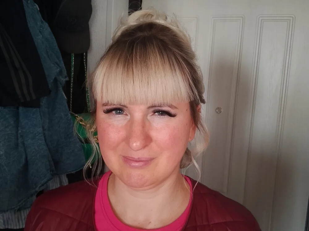 -Nefertiti- অফলাইন XXX চ্যাট