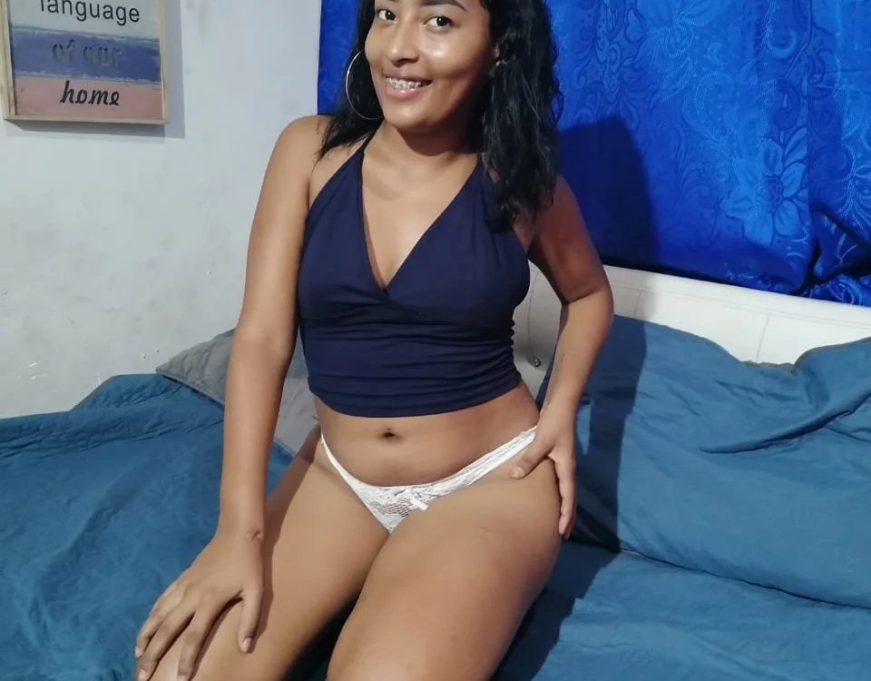 SARAY_TEEEN's Offline XXX Chat