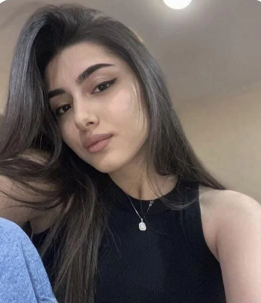 atesli_elinaa's most recent online preview