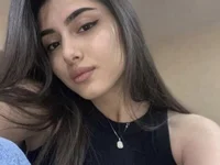 atesli_elinaa webcam