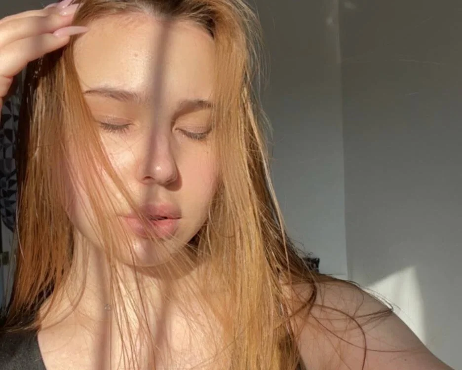 ห้องแชทออฟไลน์ของ AdellBaker