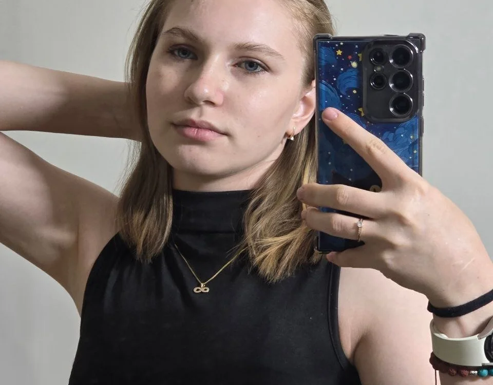 WesleyFrohling Chat XXX offline