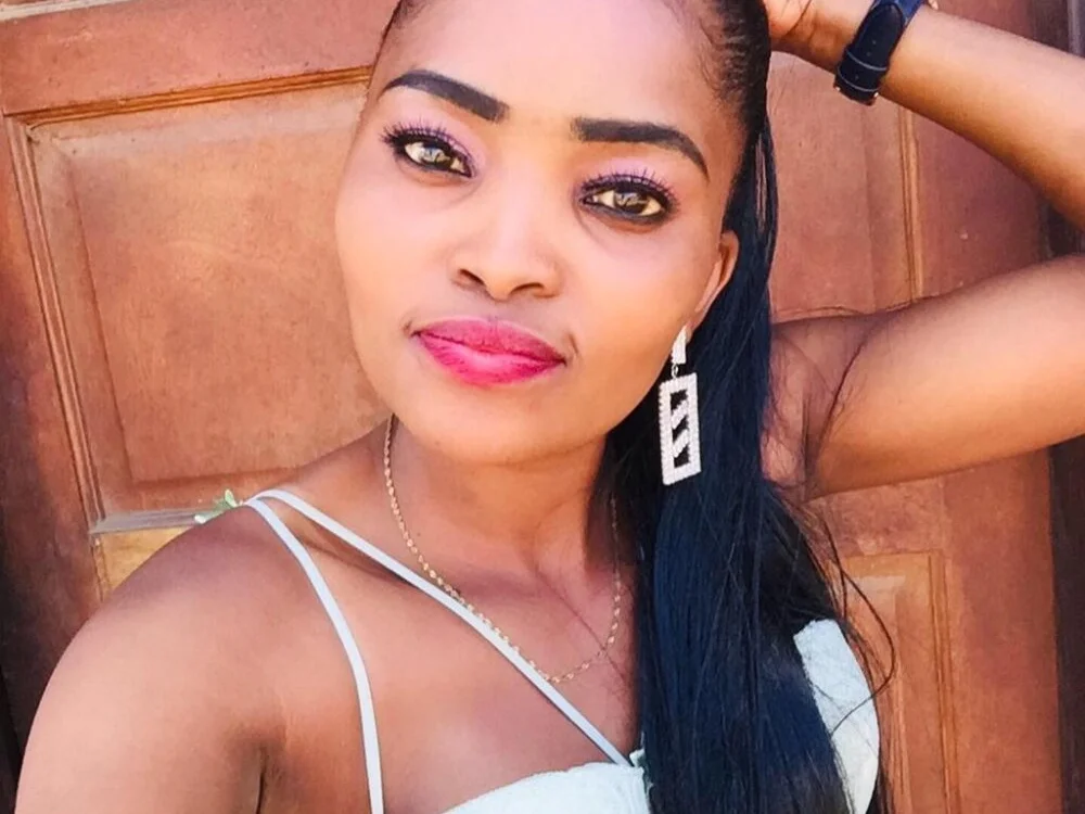 Lexiliciouse Chat XXX offline