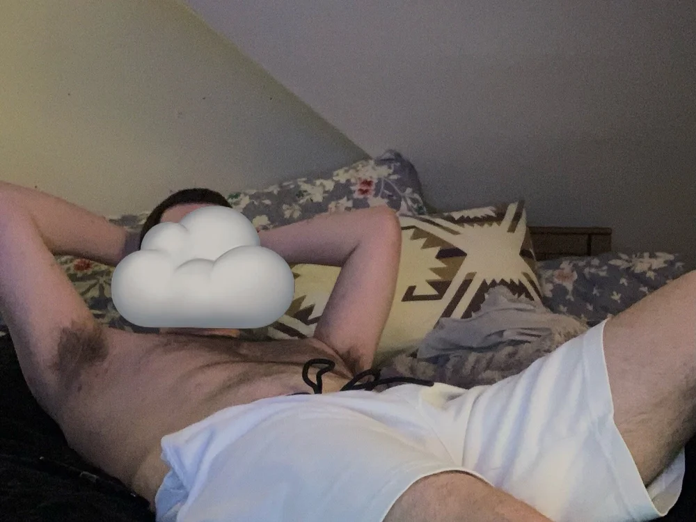 hairyavg Offline XXX-chat