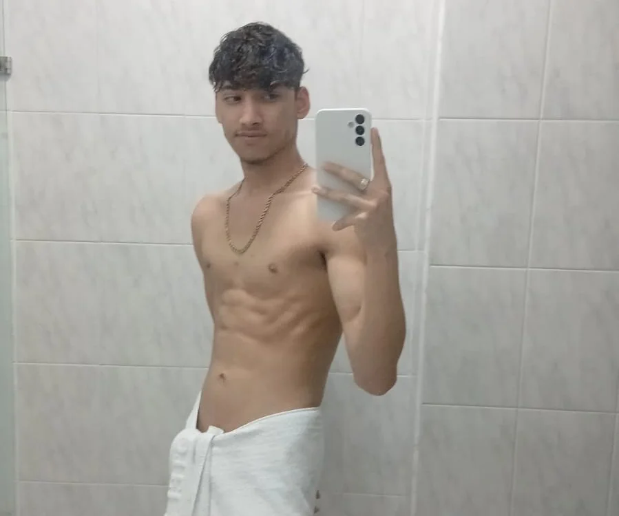 Gael_Jones' Offline XXX Chat