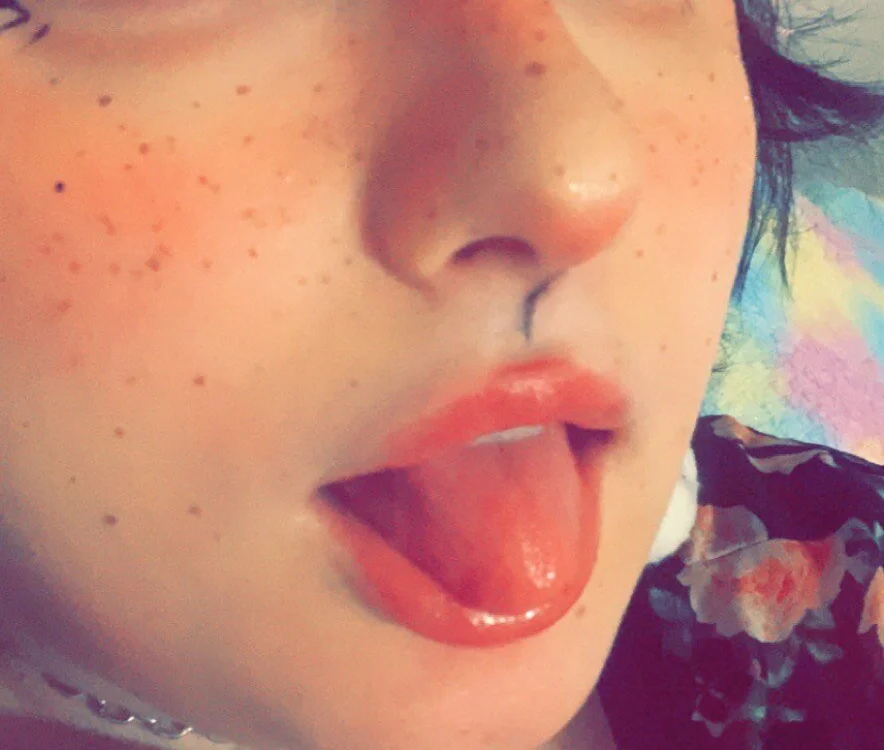 VictorianSiren's Offline XXX Chat