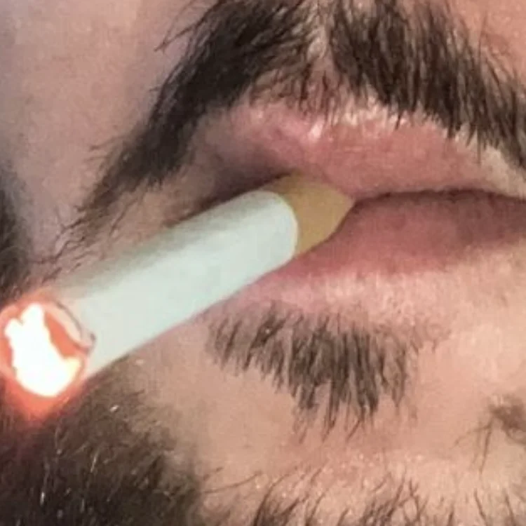 FatSmokeFg's Offline Chat Room
