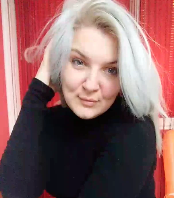Irma2's Offline Chat Room