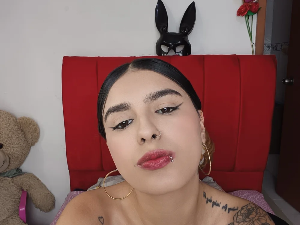 Mar_Ken Offline XXX-chat