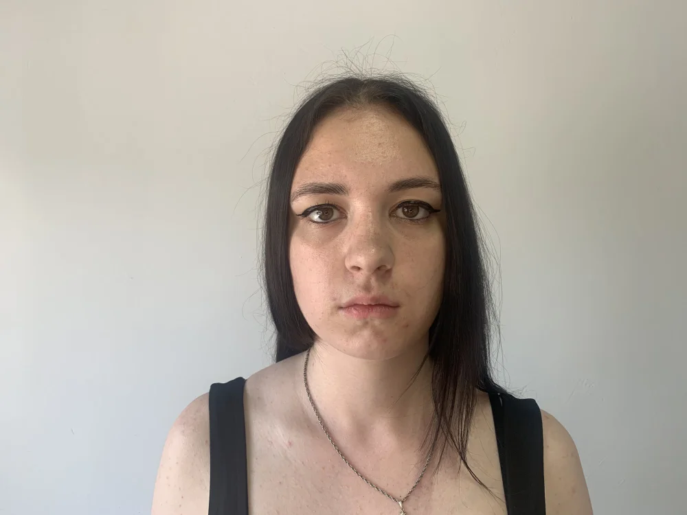 AgnesMezein's Offline Chat Room