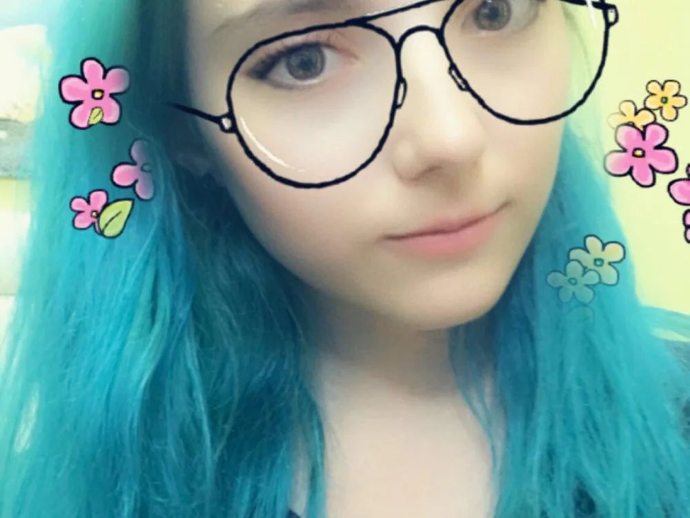 MonicaLittle offline chatrum