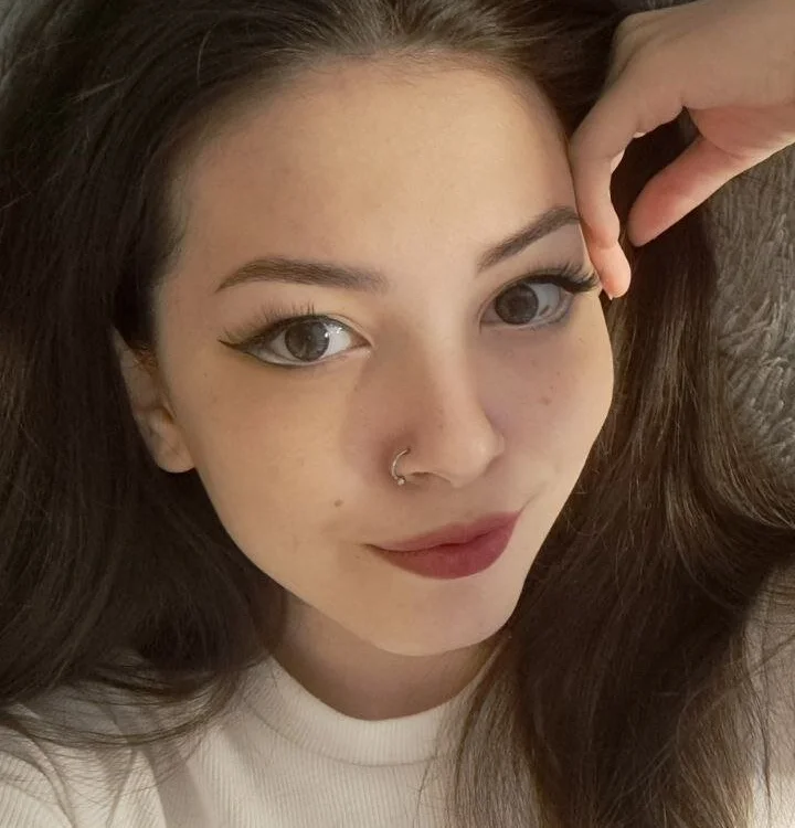 SilviaHartell offline chatrum
