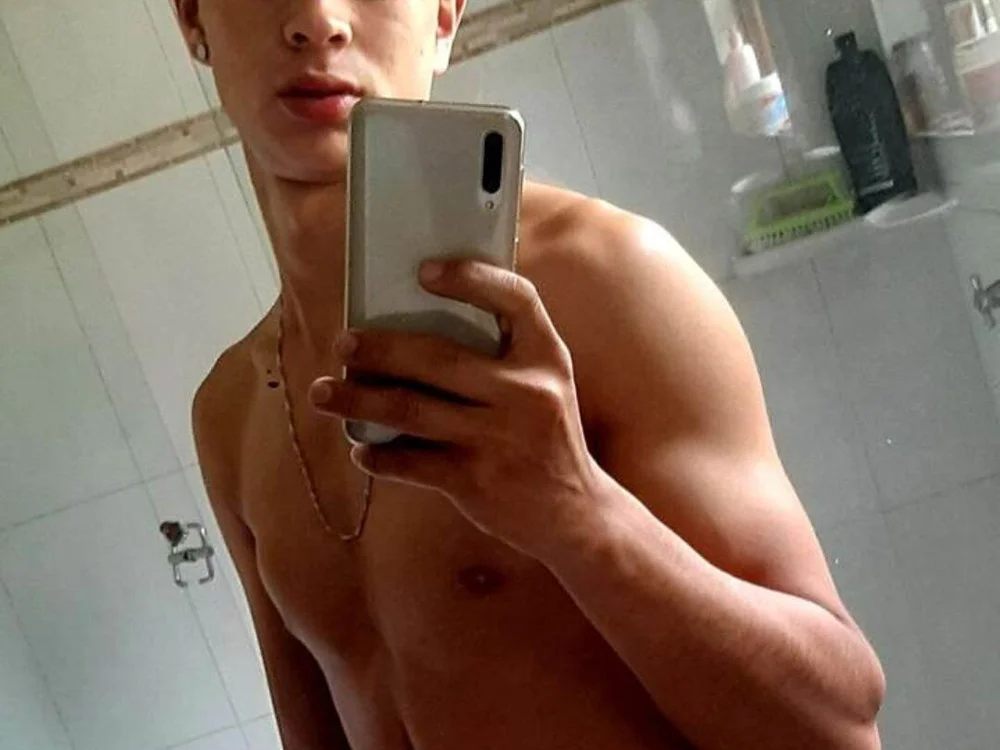 manulito260 Chat XXX offline