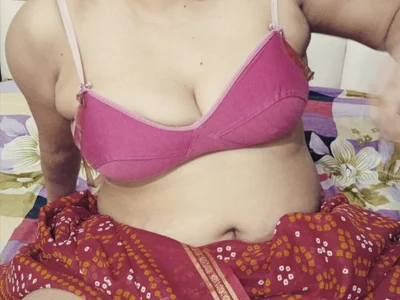 Hey-mahi on StripChat