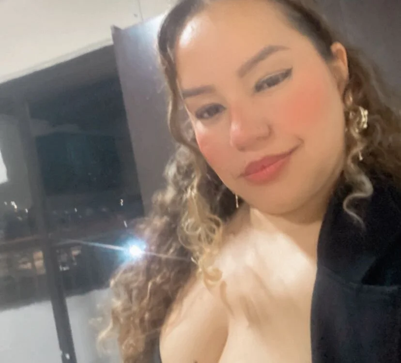 Dulce__Lovee 離線 XXX 聊天