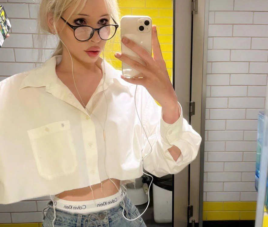 kristiallsooppp Offline XXX-chat