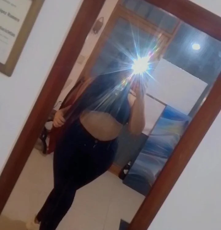 Nicolle_ch_ offline chatrum