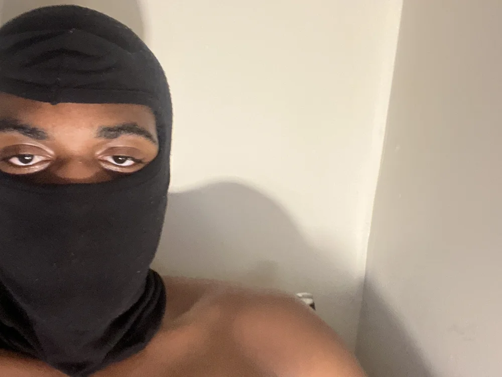 DrPinkTip_'s Offline Chat Room