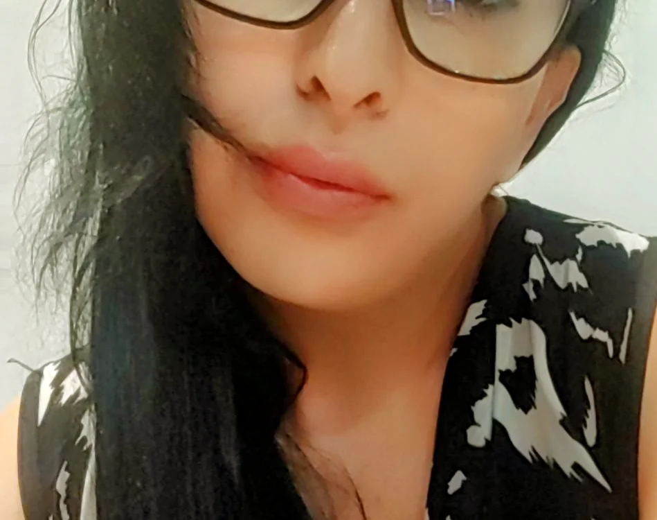Brigitta89's Offline Chat Room