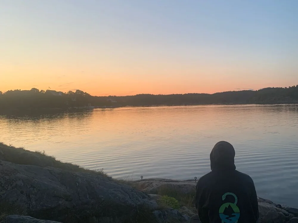 Yoursexiboy33n Offline XXX chat