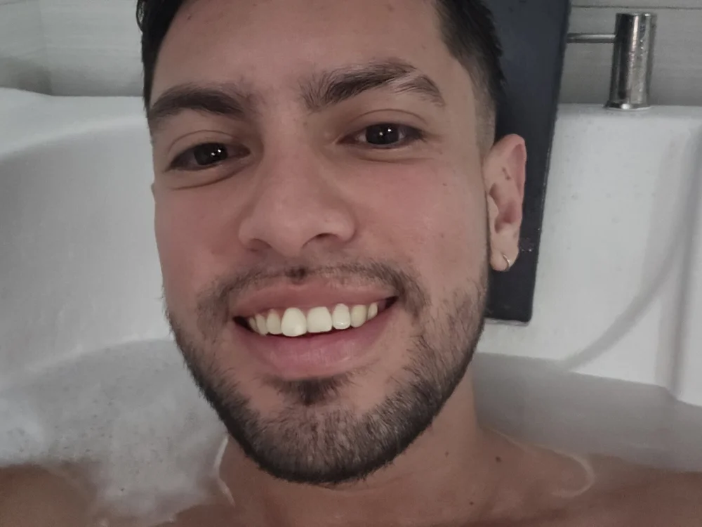 RichiTello-S' Offline XXX Chat