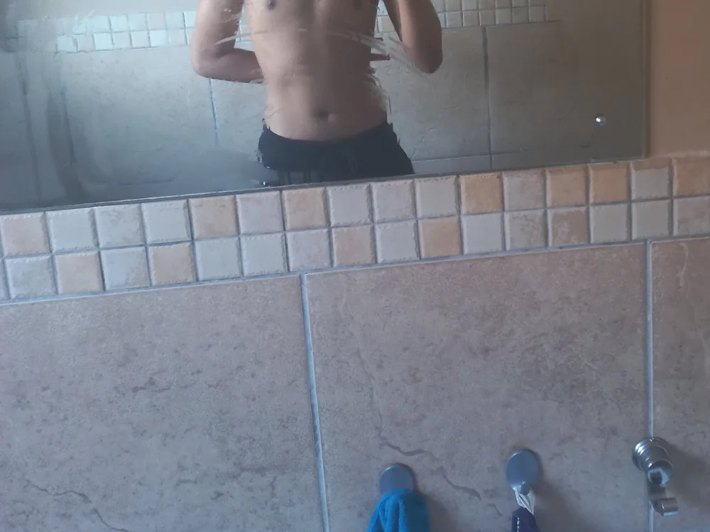 LilVirgin_24 Obrolan XXX Offline