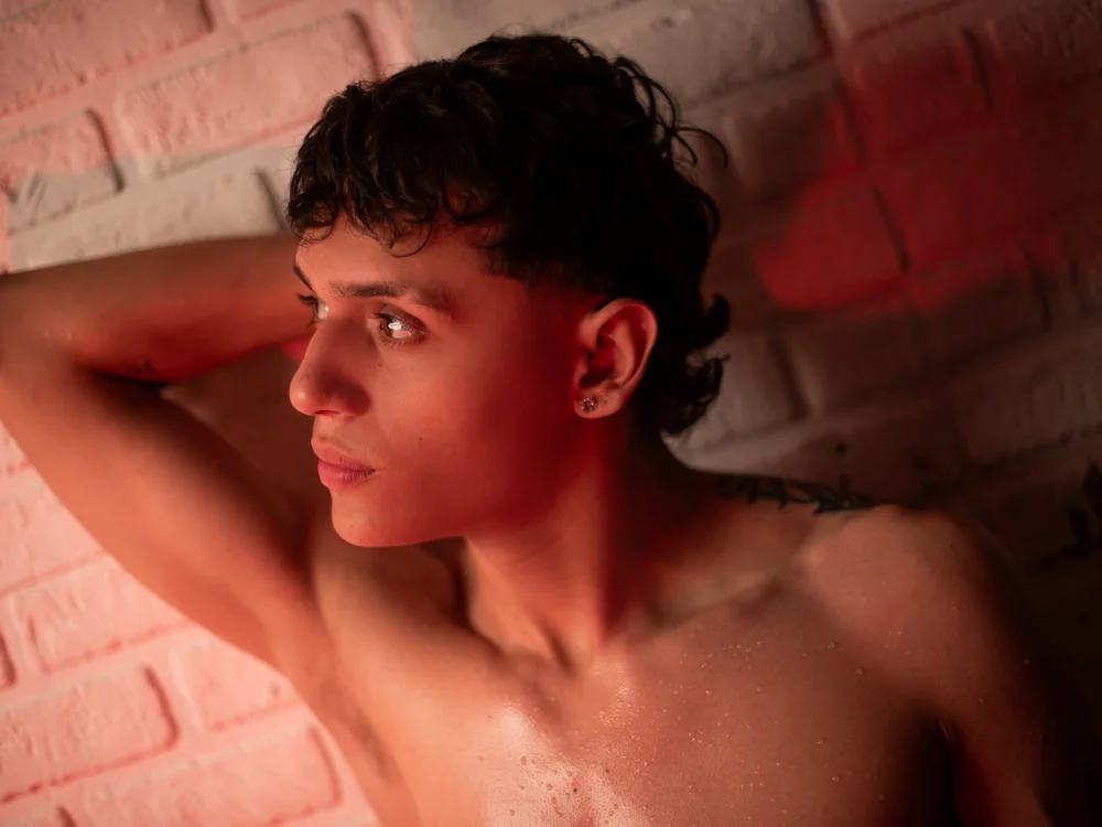 Hydan_ অফলাইন XXX চ্যাট