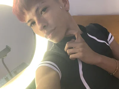 Tessachains_2_ profile