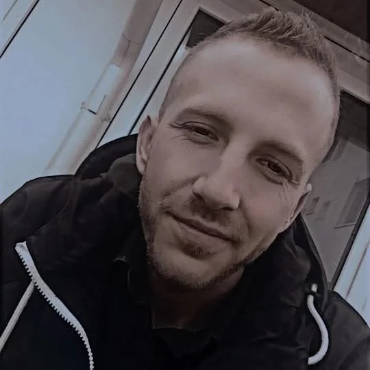 Ochialbastri98 Chat XXX offline