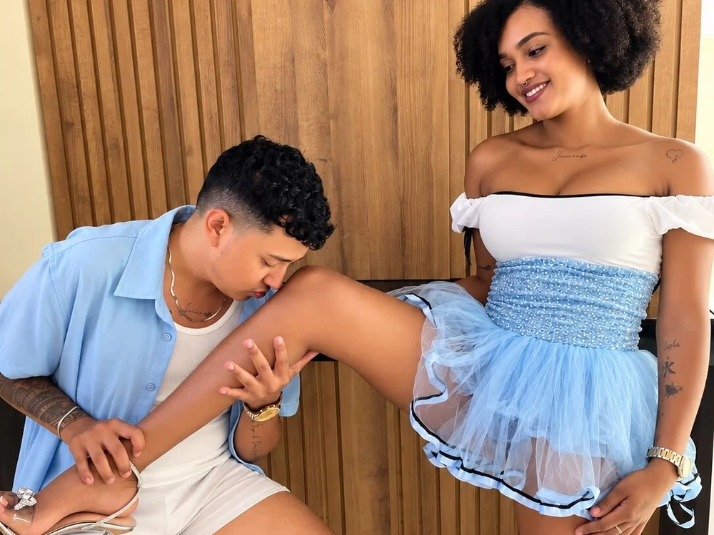 Offline XXX chat MiandMike