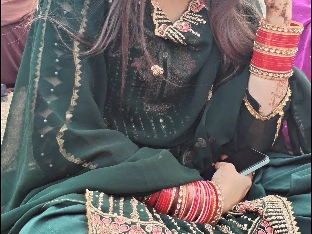 Sakshihotwife's most recent online preview